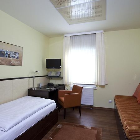 Hotel Am Braunen Hirsch Celle Exterior photo