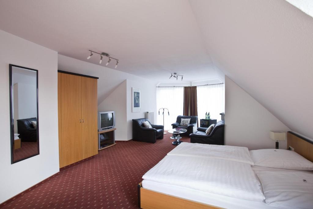 Hotel Am Braunen Hirsch Celle Room photo